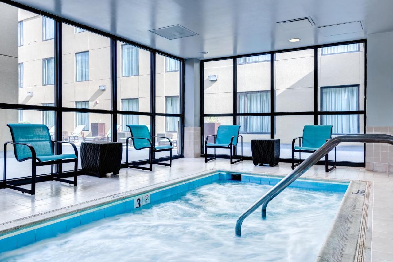 Residence Inn Arlington Pentagon City Exterior photo